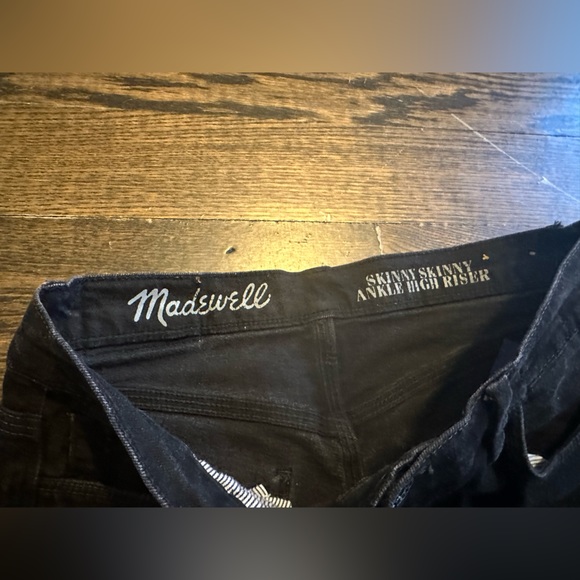 Madewell Skinny Skinny Ankle High Riser Size 27. GREAT condition. - Picture 4 of 8